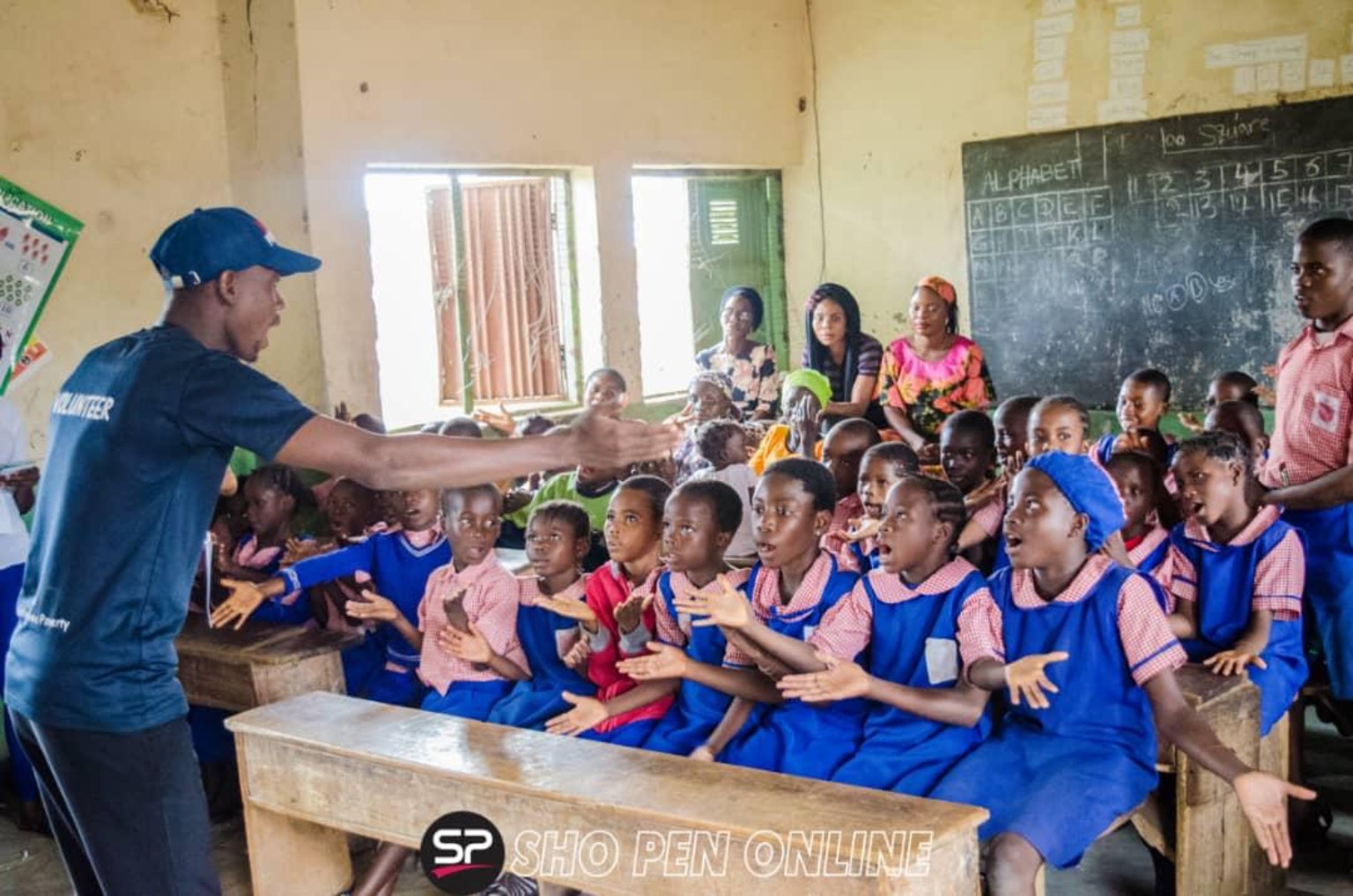 Community conversation with students